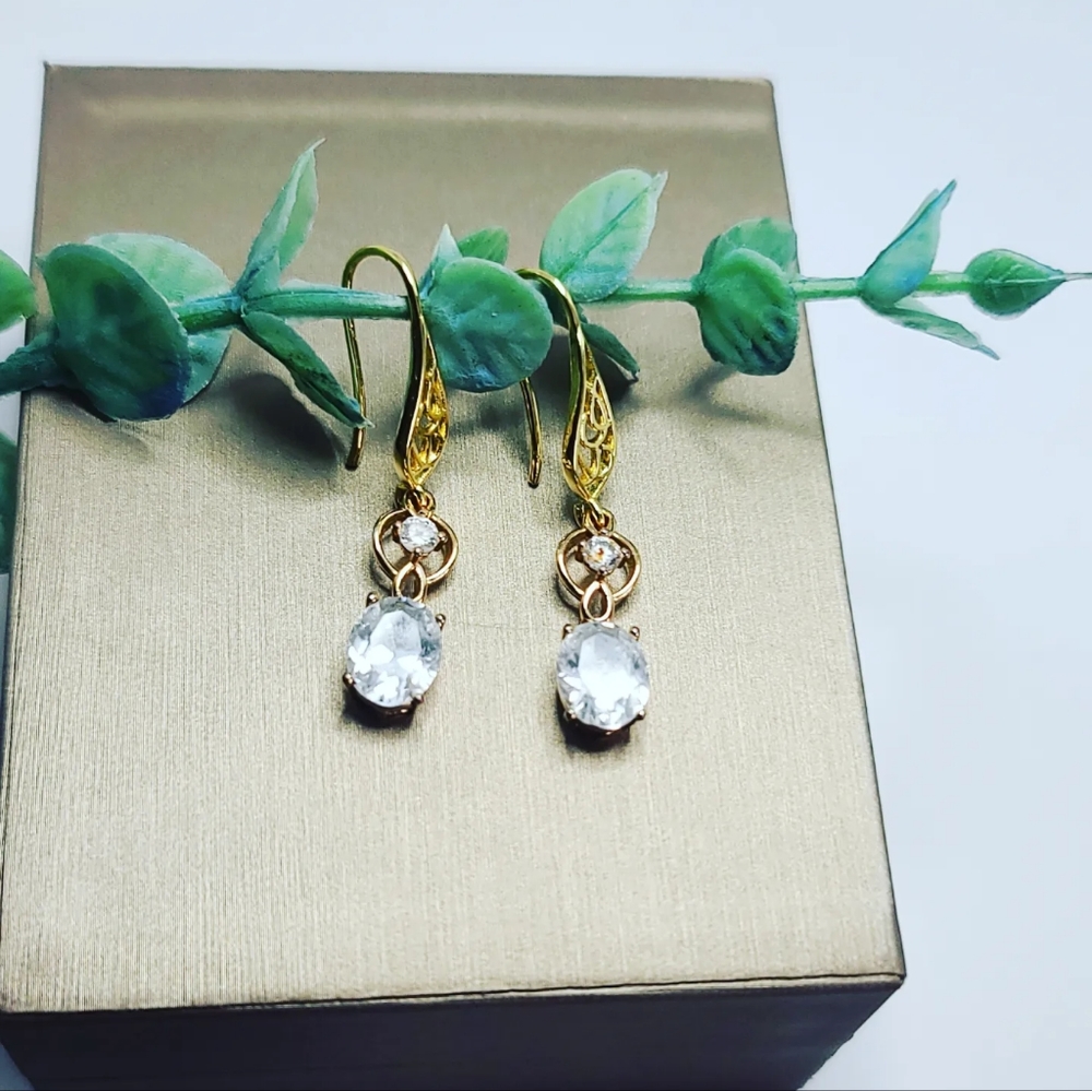 Rhinestone earring